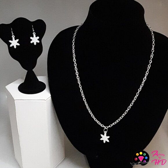 Enchanting Winter Wonderland Set Handmade Necklace & Earrings Set - Picture 4 of 4